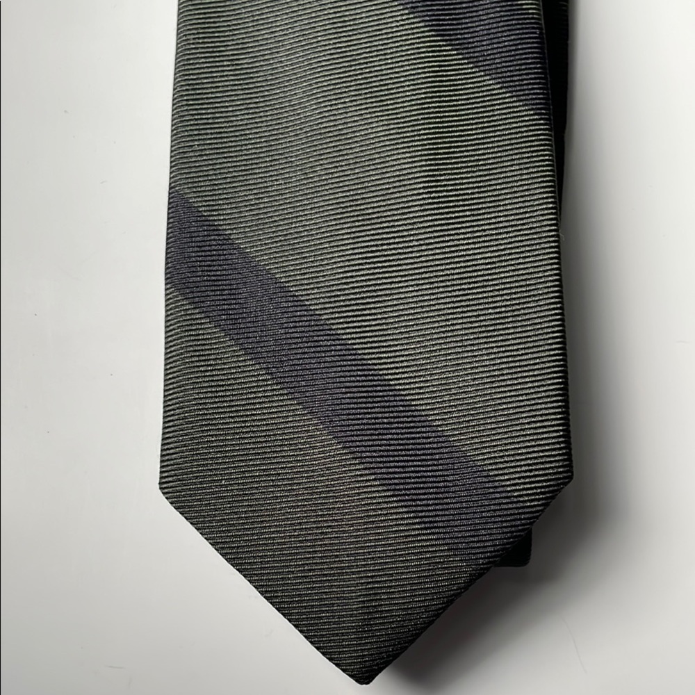 Vintage silk tie